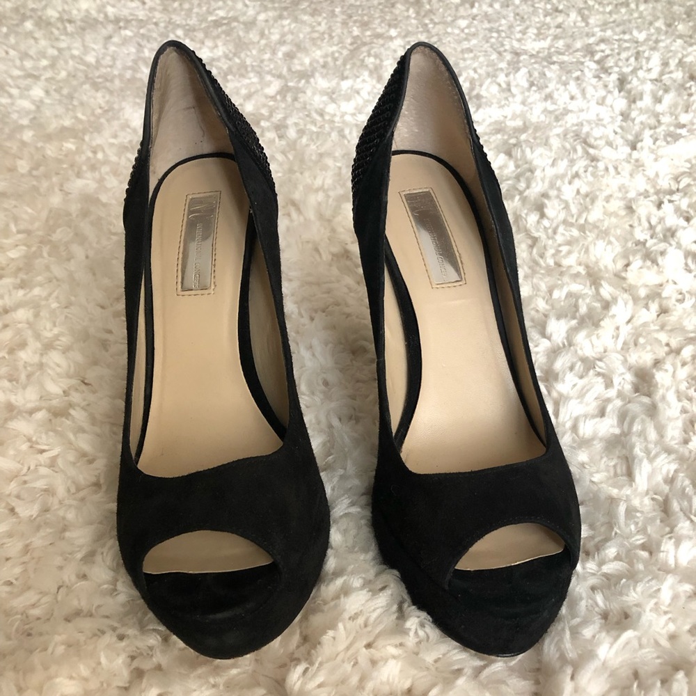 Bedazzled heeled high heels!